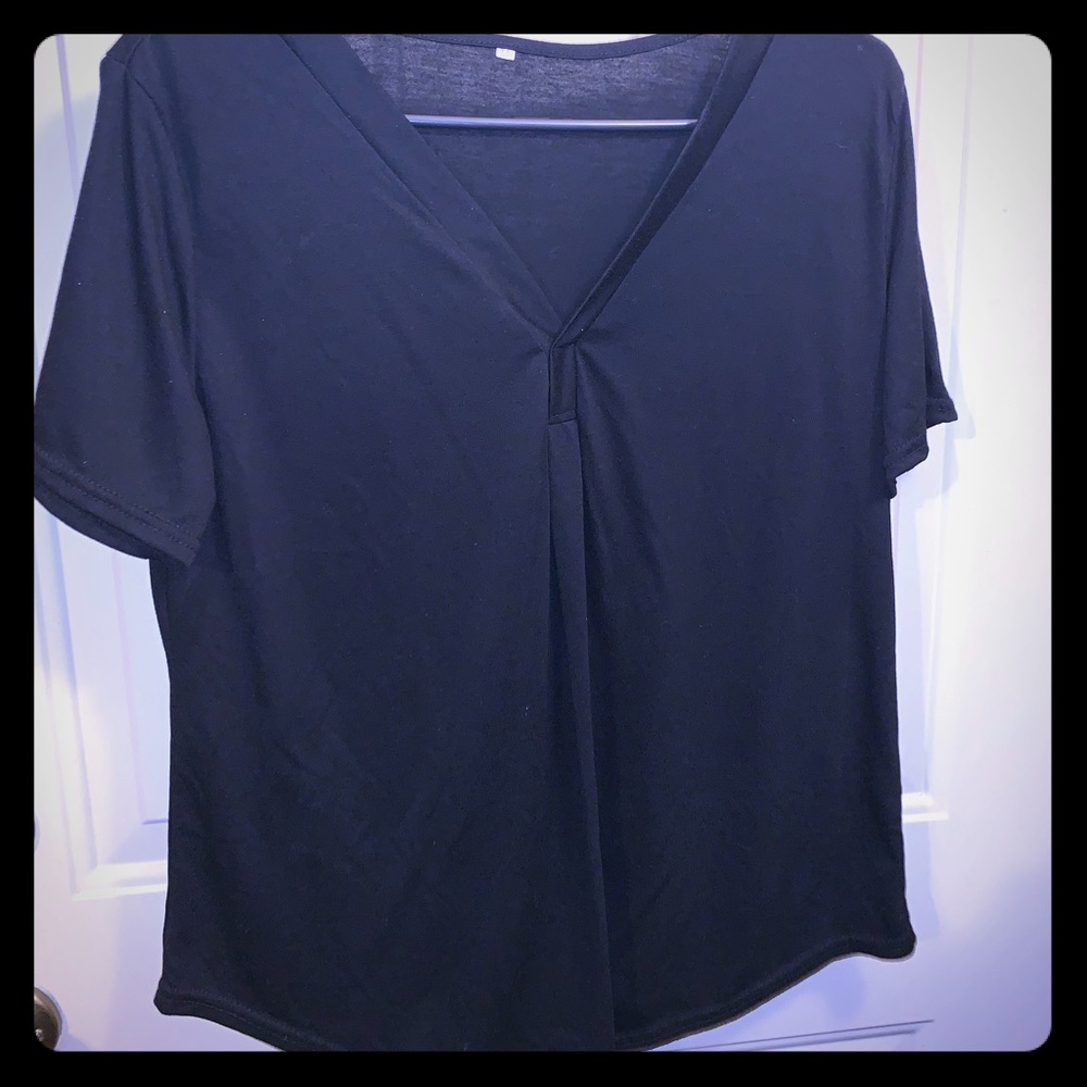 ⚜️5/$25⚜️ Basic Black Top, Size XL NWOT